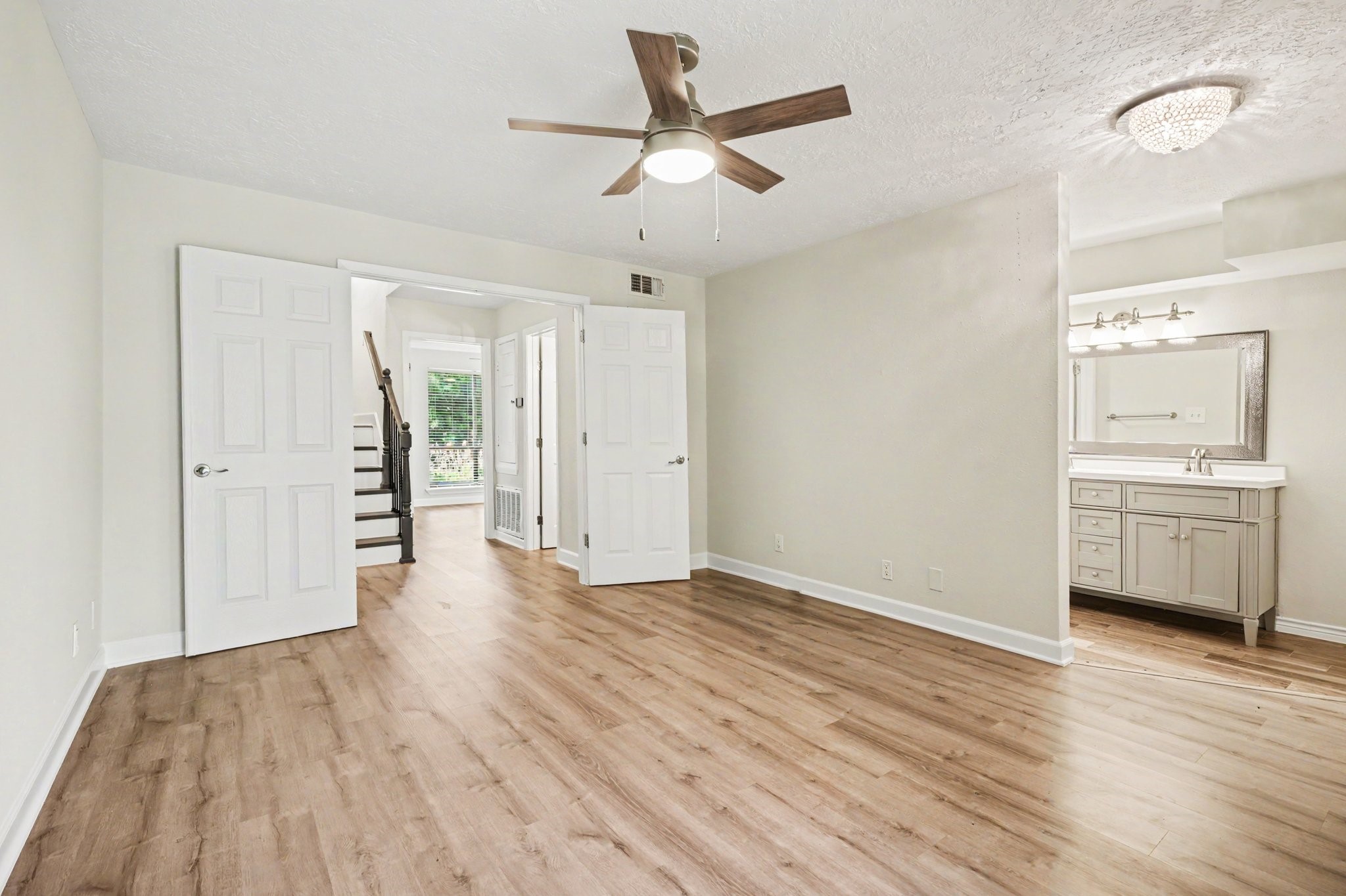 723 Davis Road League City, TX 77573 - Photo 11 of 18