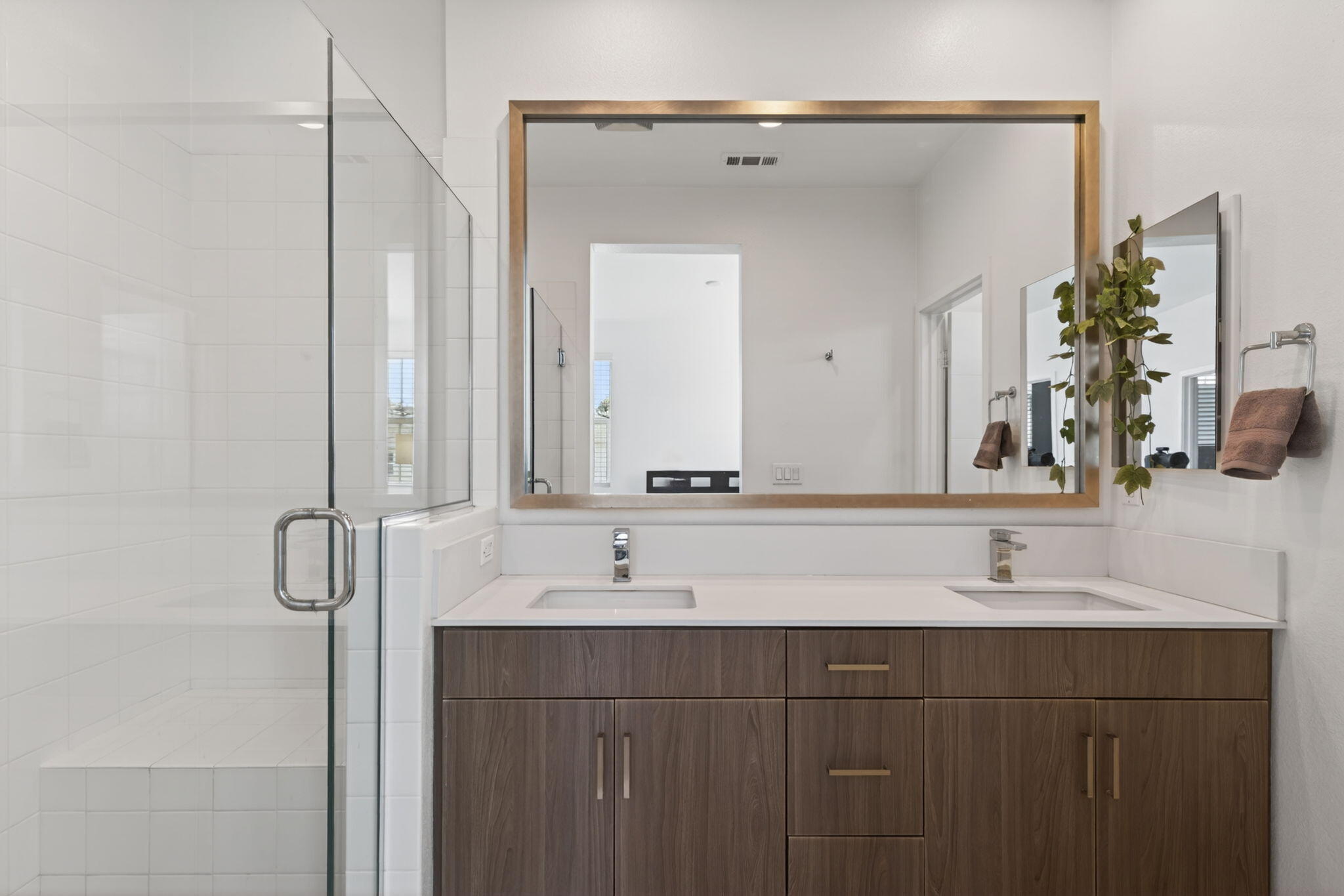 5680 Surfrider Way, Unit 101 Goleta, CA 93117 - Photo 21 of 37 Primary Bathroom