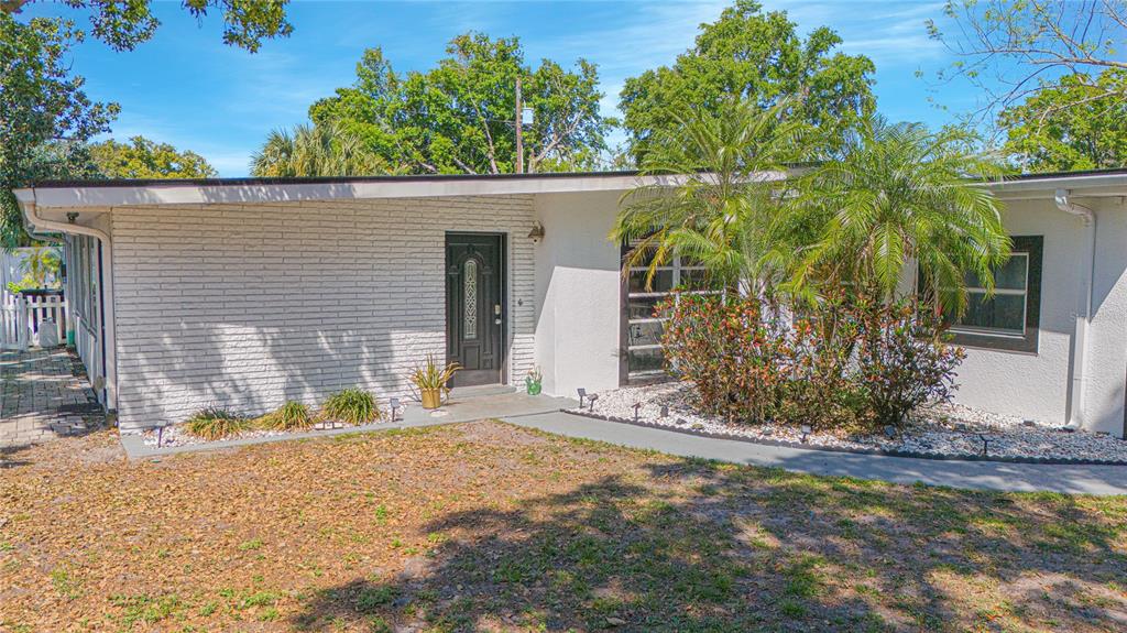 701 Denton Road Winter Park, FL 32792 - Photo 3 of 32