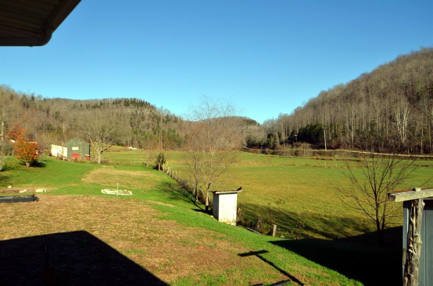 10 Crystal Irvine, KY 40336 - Photo 5 of 30 View from your porch!