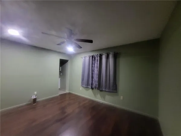 $2,000 | 2713 Cerritas Via, Harvey, LA 70058