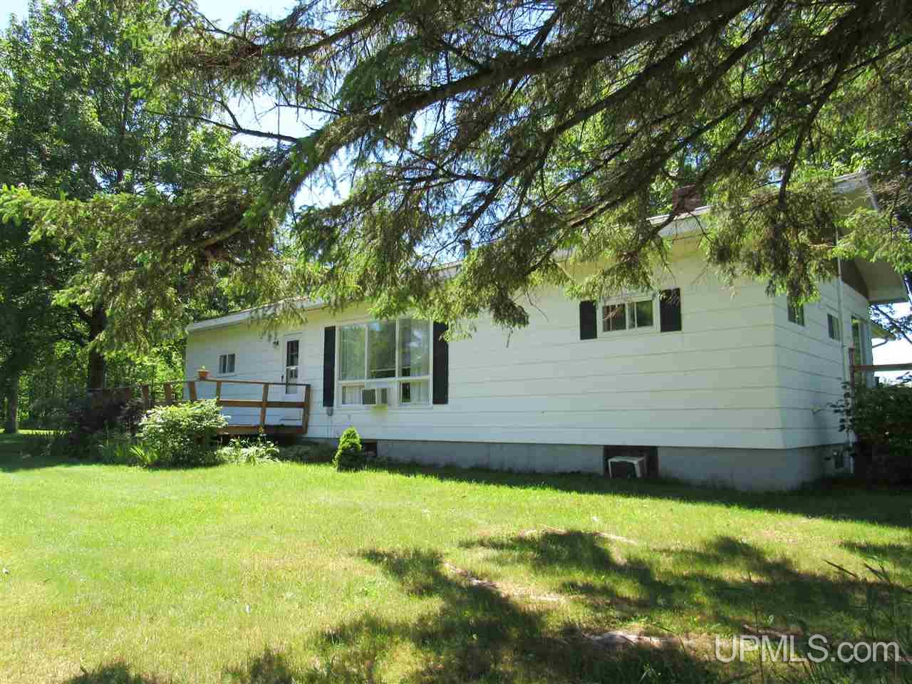 33615 L P Walsh Road Ontonagon, MI 49953 - Photo 5 of 36 Gallery Image 5