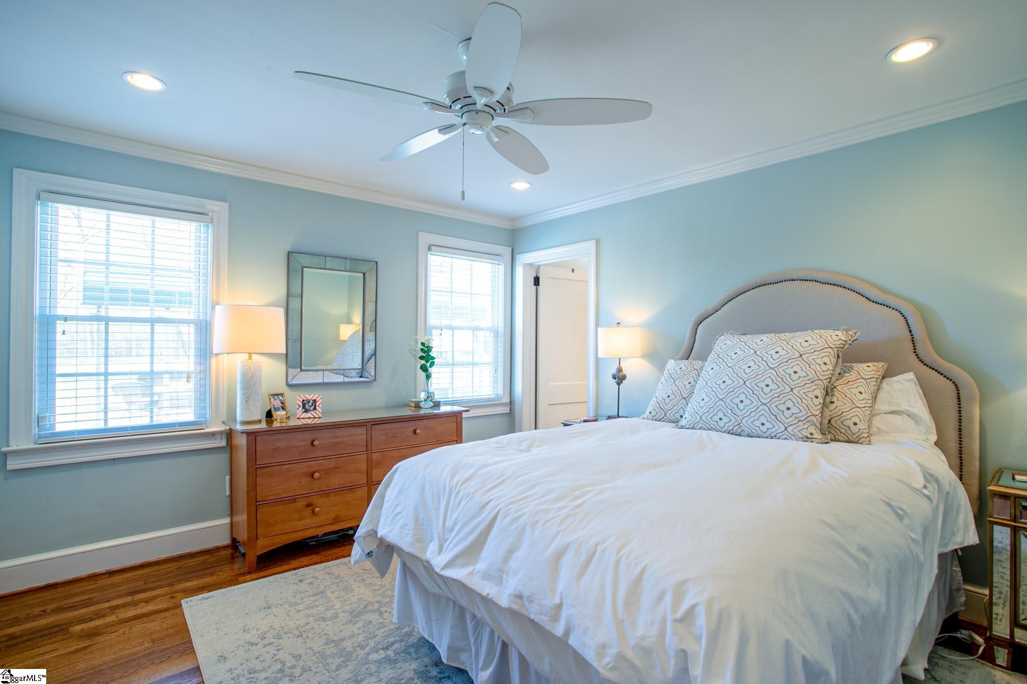 324 Parkins Mill Road Greenville, SC 29607 - Photo 15 of 31