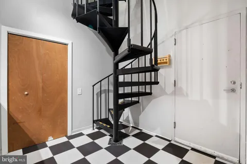 $265,000 | 3 North Christopher Columbus Boulevard, Unit PL236, Philadelphia, PA 19106