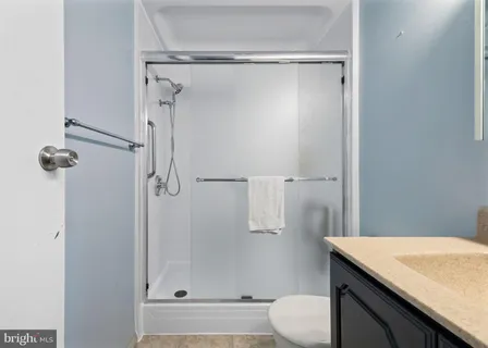 $265,000 | 3 North Christopher Columbus Boulevard, Unit PL236, Philadelphia, PA 19106