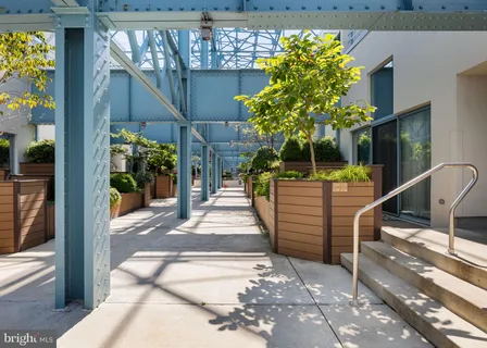 $265,000 | 3 North Christopher Columbus Boulevard, Unit PL236, Philadelphia, PA 19106