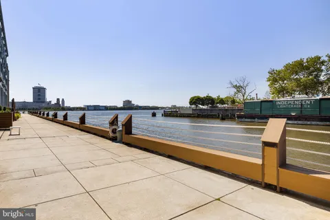 $265,000 | 3 North Christopher Columbus Boulevard, Unit PL236, Philadelphia, PA 19106