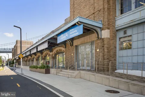 $265,000 | 3 North Christopher Columbus Boulevard, Unit PL236, Philadelphia, PA 19106