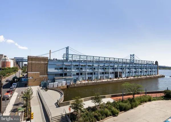 $265,000 | 3 North Christopher Columbus Boulevard, Unit PL236, Philadelphia, PA 19106