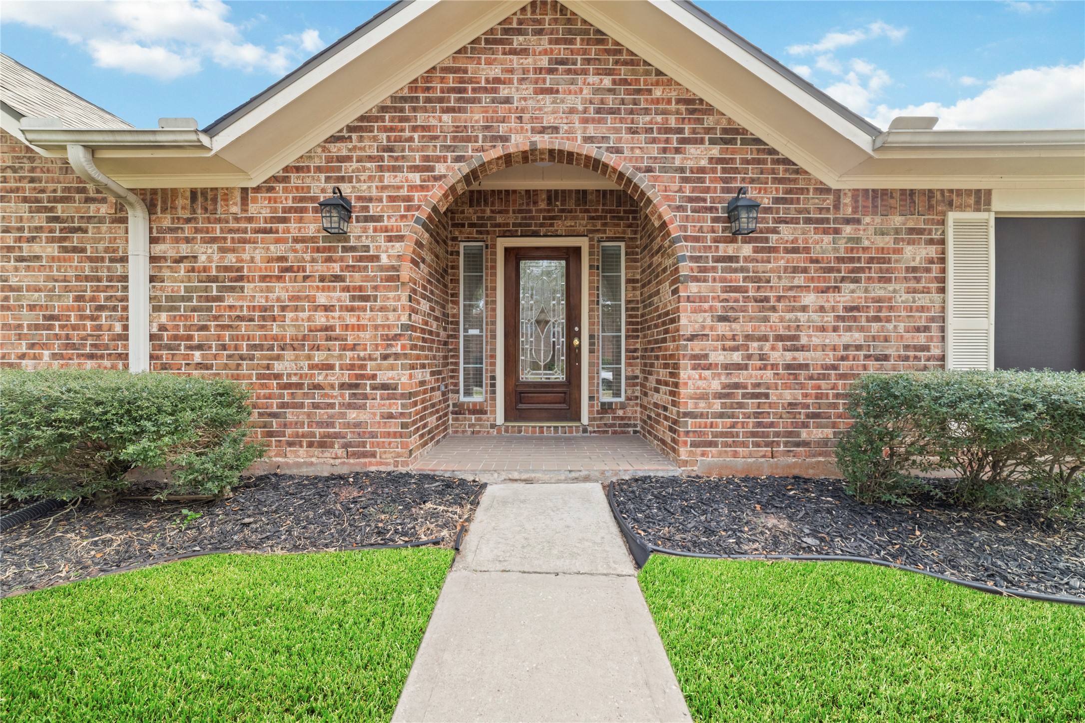 11108 Dawson Road Pearland, TX 77584 - Photo 3 of 43 a front view of a house with a yard
