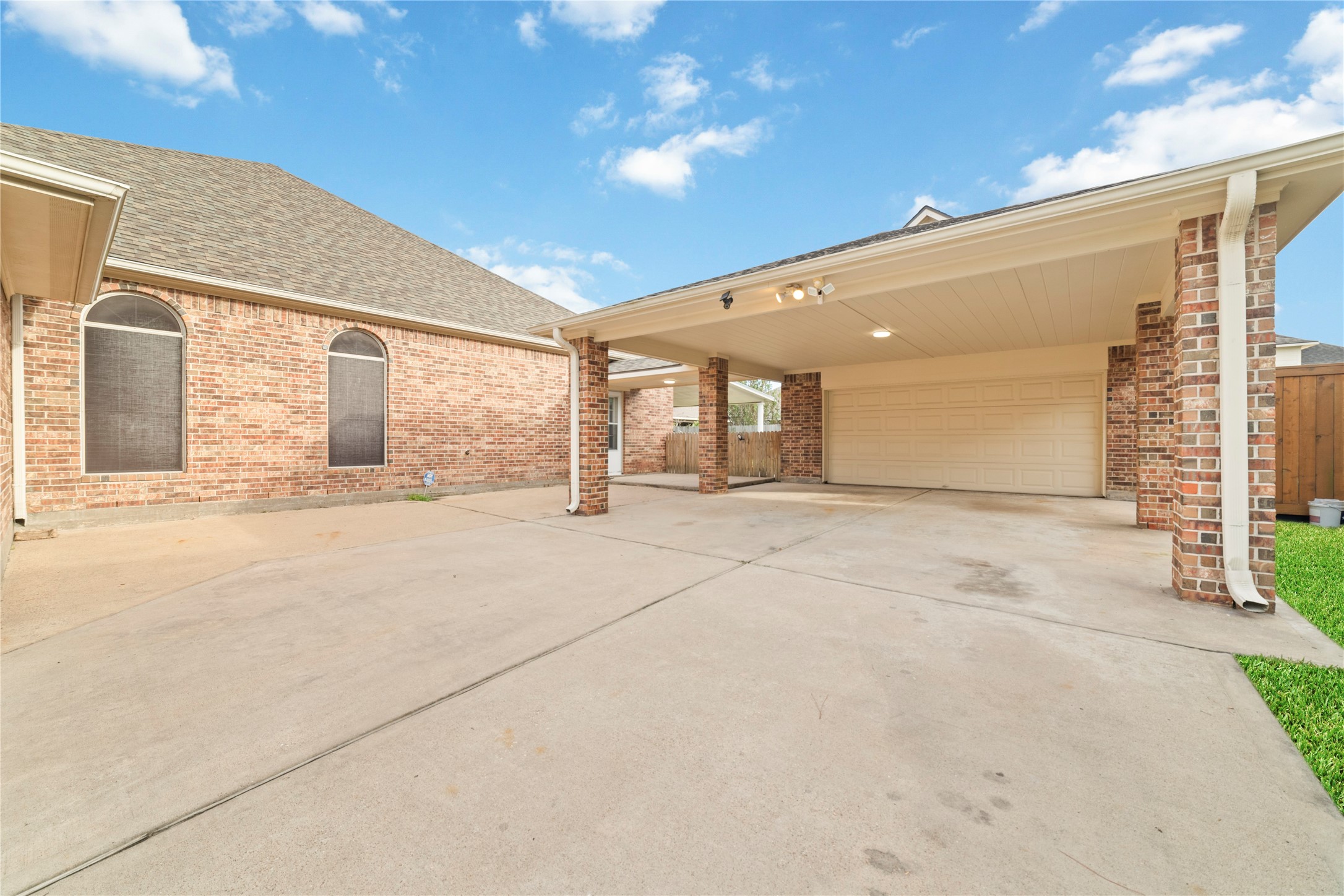 11108 Dawson Road Pearland, TX 77584 - Photo 4 of 43 a view of a building with a street