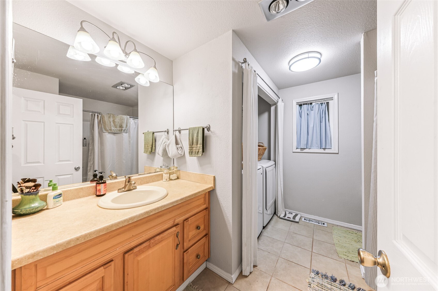 422 Sudden Valley Drive Bellingham, WA 98229 - Photo 23 of 35
