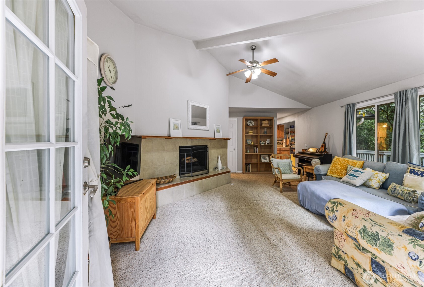 422 Sudden Valley Drive Bellingham, WA 98229 - Photo 4 of 35