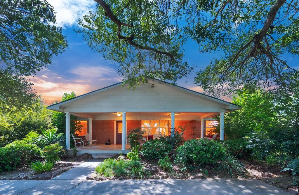 1814 Robbins Road Athens, TX 75751 - Photo 1 of 38 Gallery Image 1