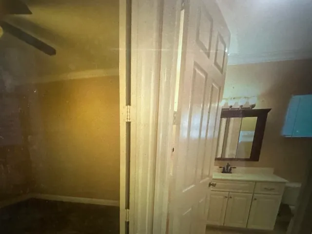 a view of empty room