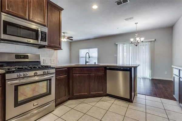 $2,590 | 917 Jamesville Lane, Plano, TX 75074