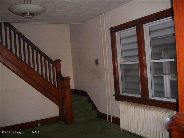 648 Peace Street Hazleton, PA 18201 - Photo 3 of 16 648 peace hazleton 003