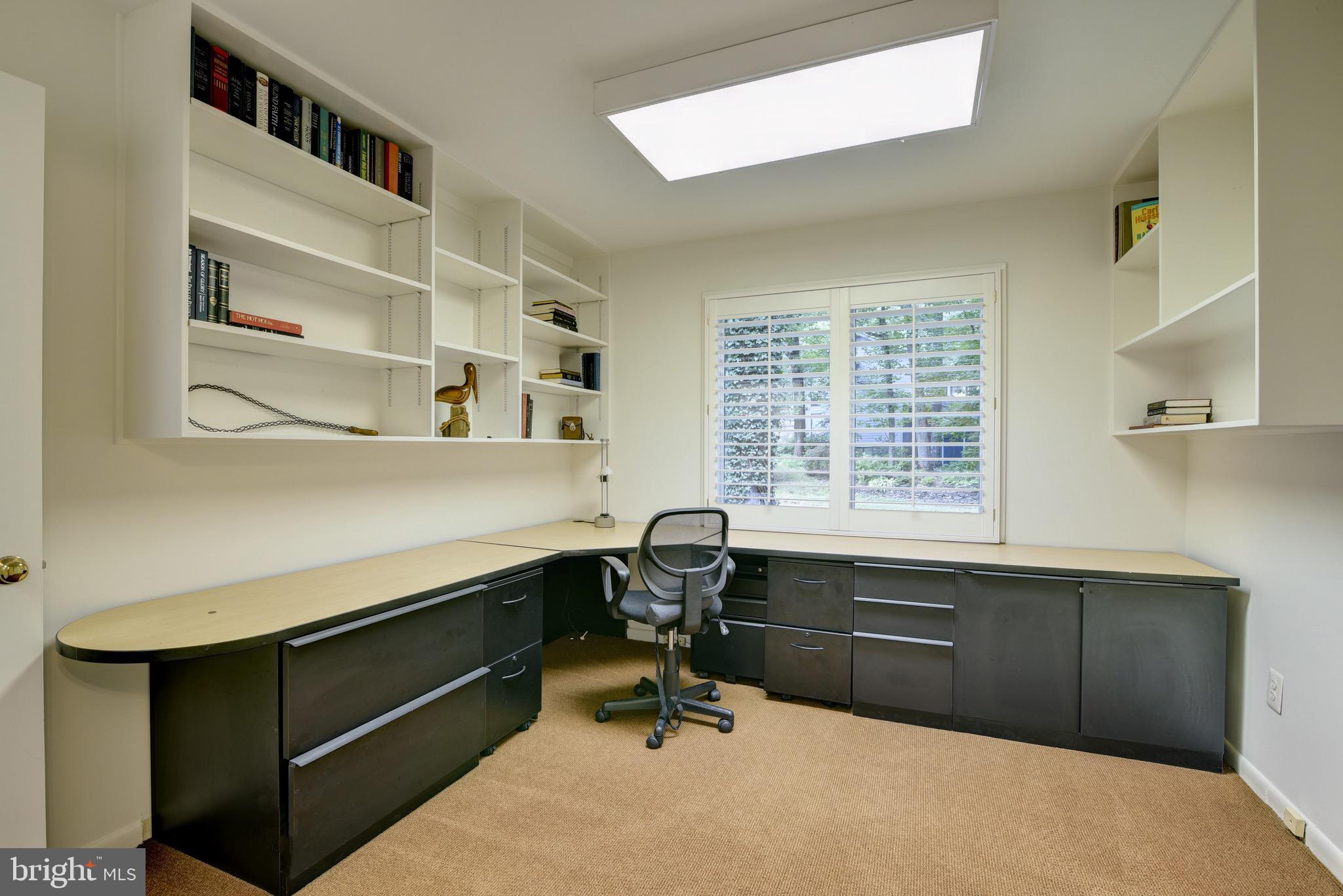 2001 Halyard Lane Reston, VA 20191 - Photo 20 of 37 Ideal office space