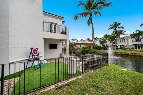 $1,899,000 | 20920 Northeast 32nd Avenue, Aventura, FL 33180