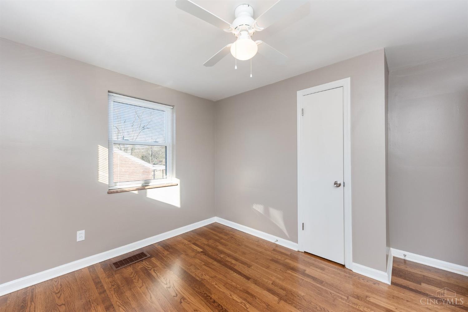 6860 Taylor Road Cincinnati, OH 45248 - Photo 23 of 31
