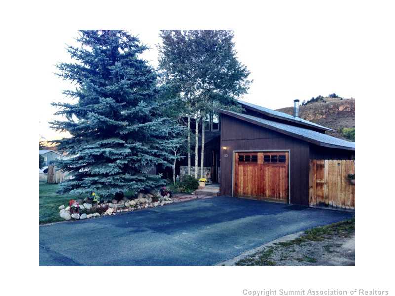 33 Big Elk Road Dillon, CO 80435 - Photo 3 of 20 Exterior Front.