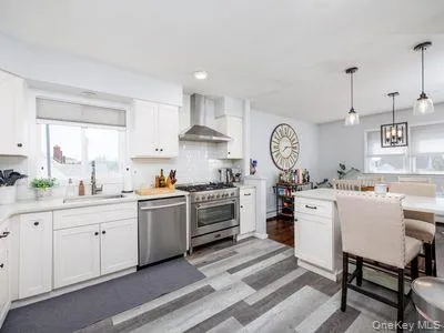 $4,500 | 825 East Park Avenue, Long Beach, NY 11561