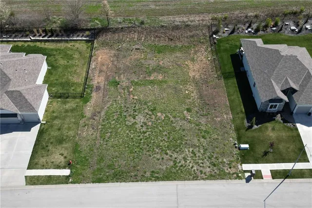 $92,000 | 4716 Southeast Lyne Street, Blue Springs, MO 64014