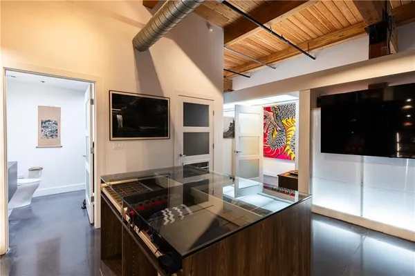 $868,500 | 210 West 5th Street, Unit 207, Kansas City, MO 64105