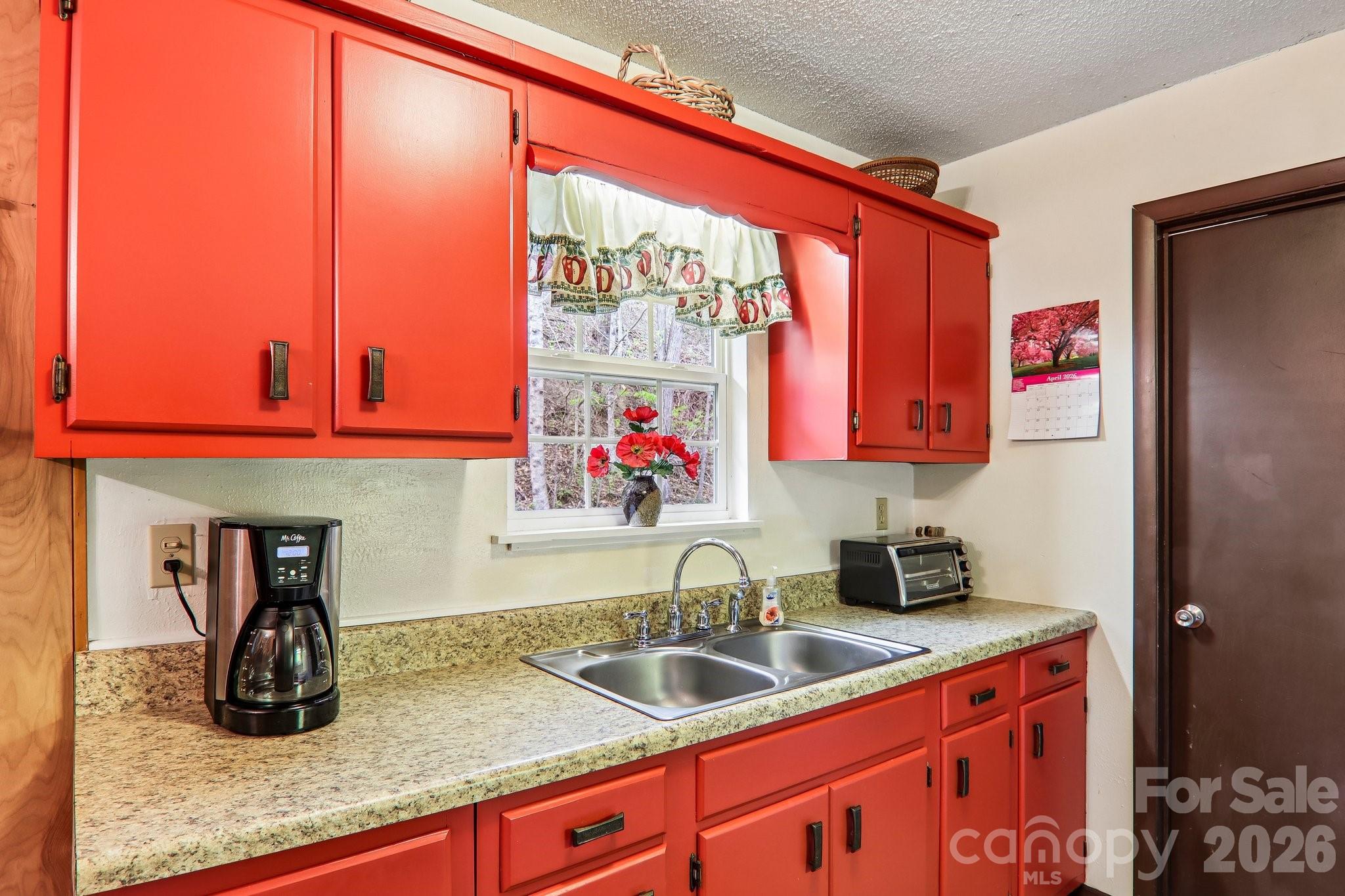 28 Mull Cove Road Maggie Valley, NC 28751 - Photo 11 of 27