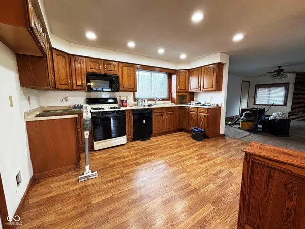 $1 | 3840 East County Road 20, North Vernon, IN 47265