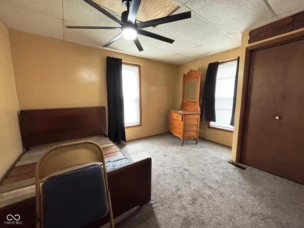 $1 | 3840 East County Road 20, North Vernon, IN 47265