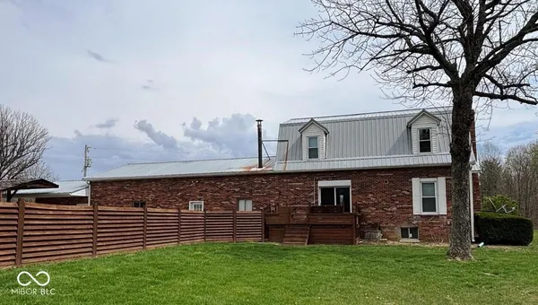 $1 | 3840 East County Road 20, North Vernon, IN 47265