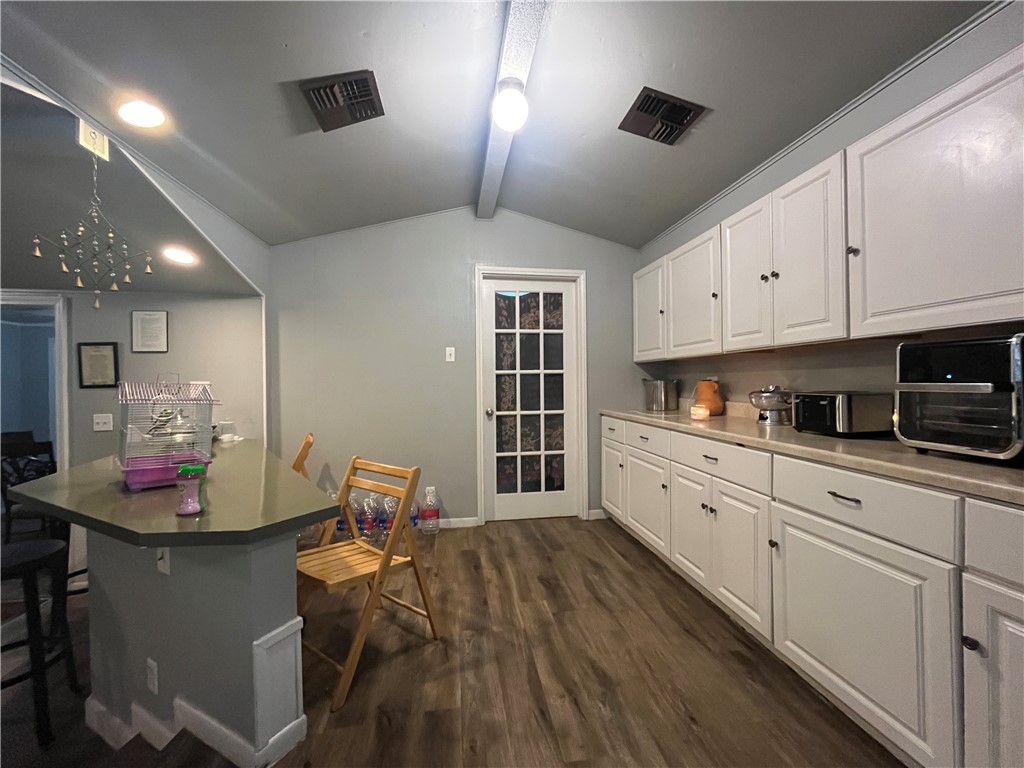 1453 14th Street Corpus Christi, TX 78404 - Photo 7 of 23 a kitchen with granite countertop lots of counter top space