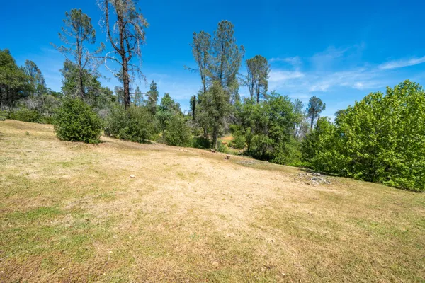 $169,900 | 15809 Old Stage Coach Road, Redding, CA 96001