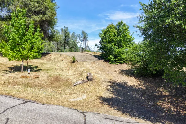 $169,900 | 15809 Old Stage Coach Road, Redding, CA 96001