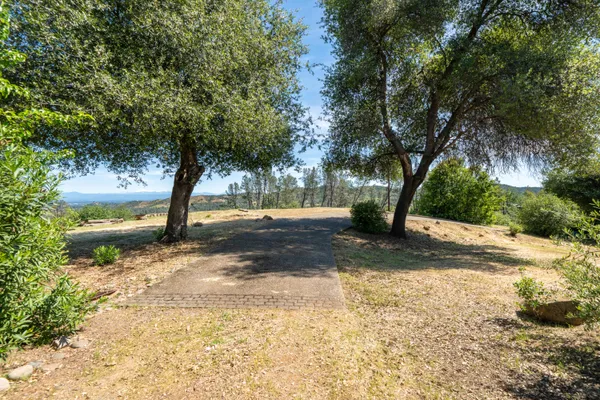$169,900 | 15809 Old Stage Coach Road, Redding, CA 96001