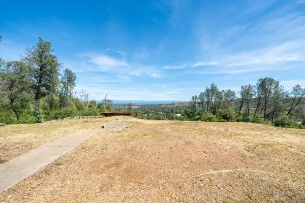 $169,900 | 15809 Old Stage Coach Road, Redding, CA 96001