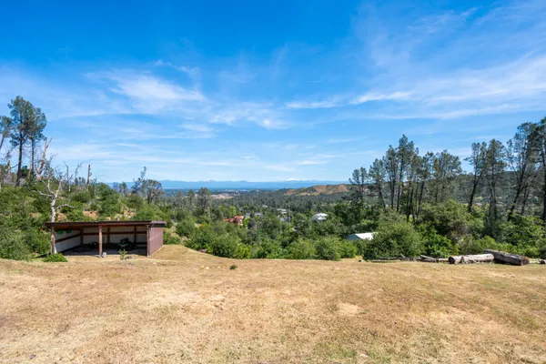 $169,900 | 15809 Old Stage Coach Road, Redding, CA 96001