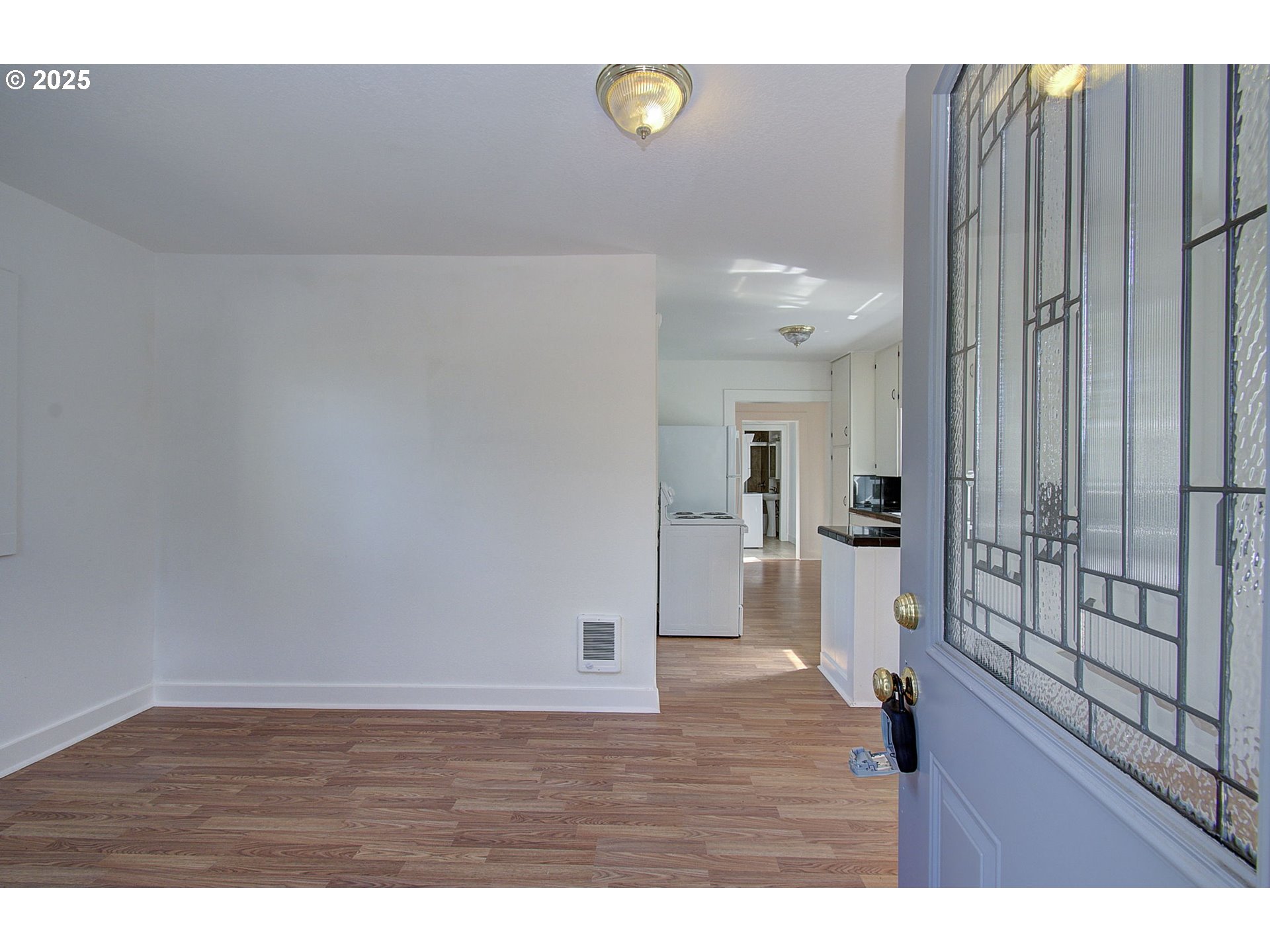 634 Northwest 5th Avenue Camas, WA 98607 - Photo 3 of 30