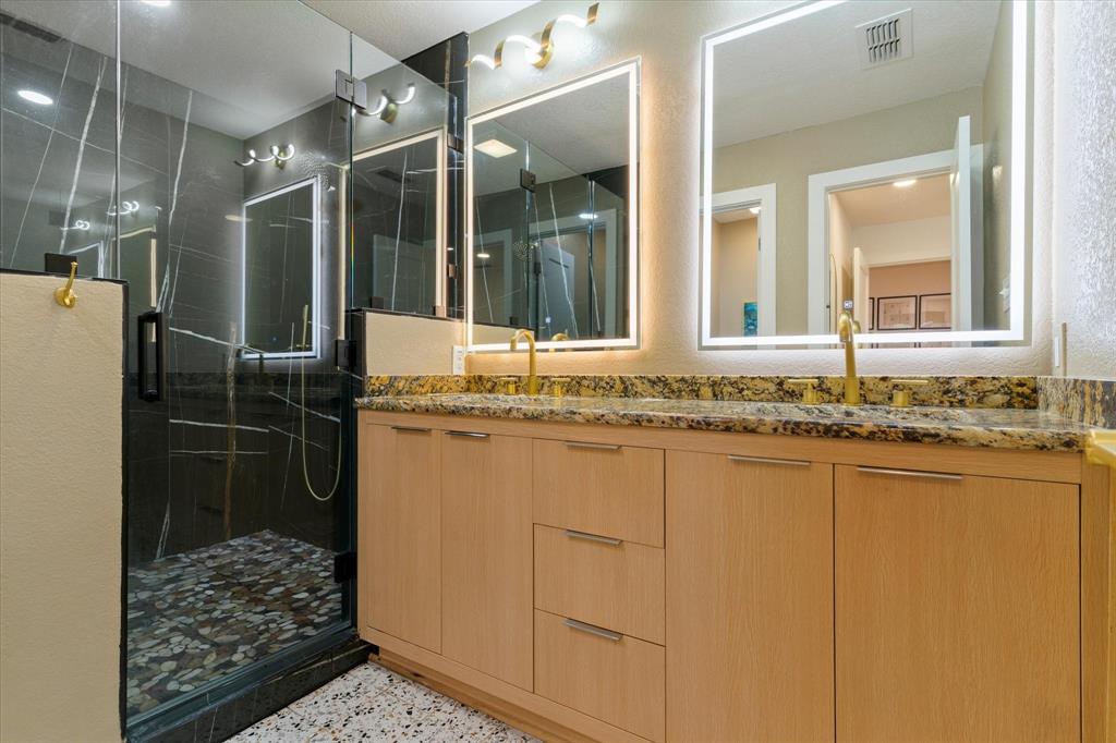 7029 Treehaven Road Fort Worth, TX 76116 - Photo 10 of 19 Gallery Image 10