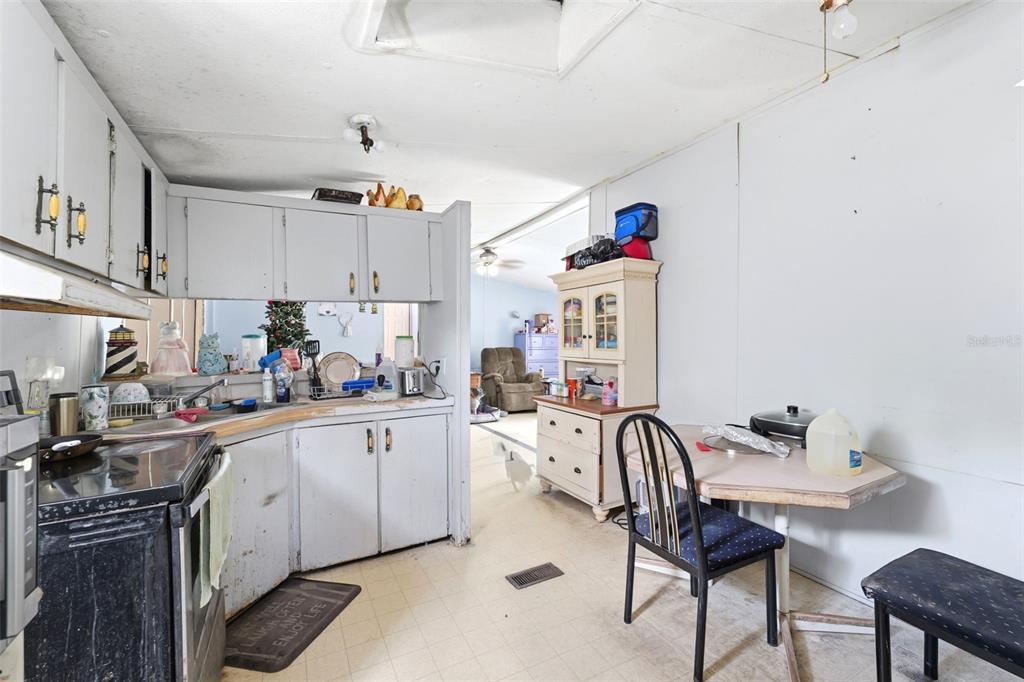 4267 Neff Lake Road Brooksville, FL 34602 - Photo 11 of 34