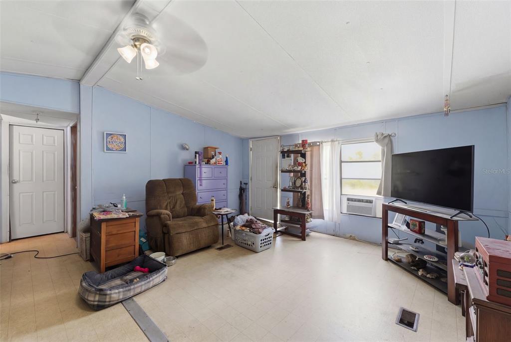 4267 Neff Lake Road Brooksville, FL 34602 - Photo 9 of 34