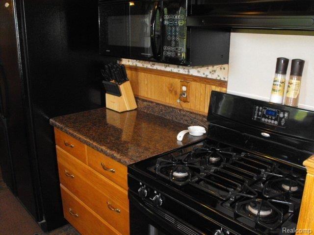 5401 Stull Road Petersburg, MI 49270 - Photo 9 of 11 5401 STULL RD 013