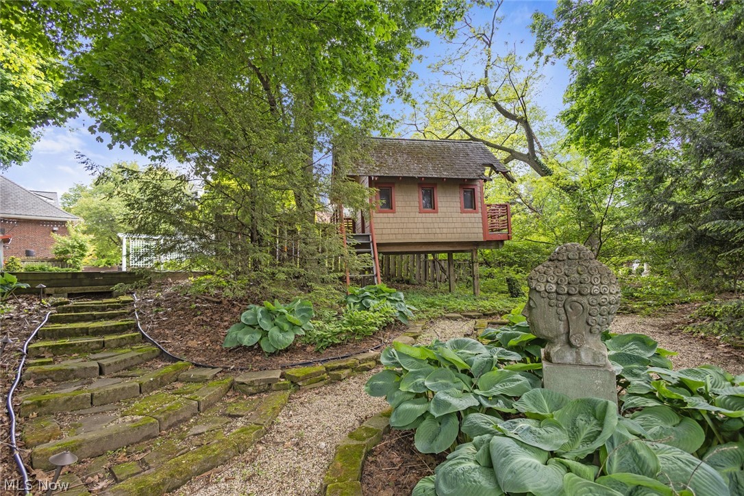 2733 East Overlook Road Cleveland Heights, OH 44106 - Photo 44 of 50