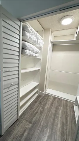 $1,600 | 2935 Northeast 163rd Street, Unit 3P, North Miami Beach, FL 33160