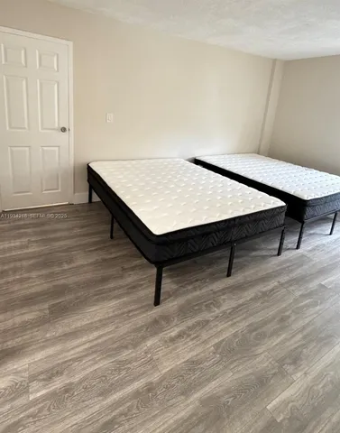 $1,600 | 2935 Northeast 163rd Street, Unit 3P, North Miami Beach, FL 33160