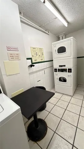 $1,600 | 2935 Northeast 163rd Street, Unit 3P, North Miami Beach, FL 33160