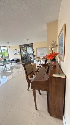 $1,600 | 2935 Northeast 163rd Street, Unit 3P, North Miami Beach, FL 33160