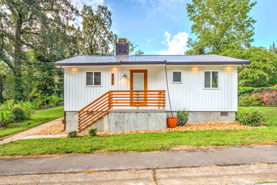 102 Marion Road Oak Ridge, TN 37830 - Photo 1 of 25 102 Marion Rd