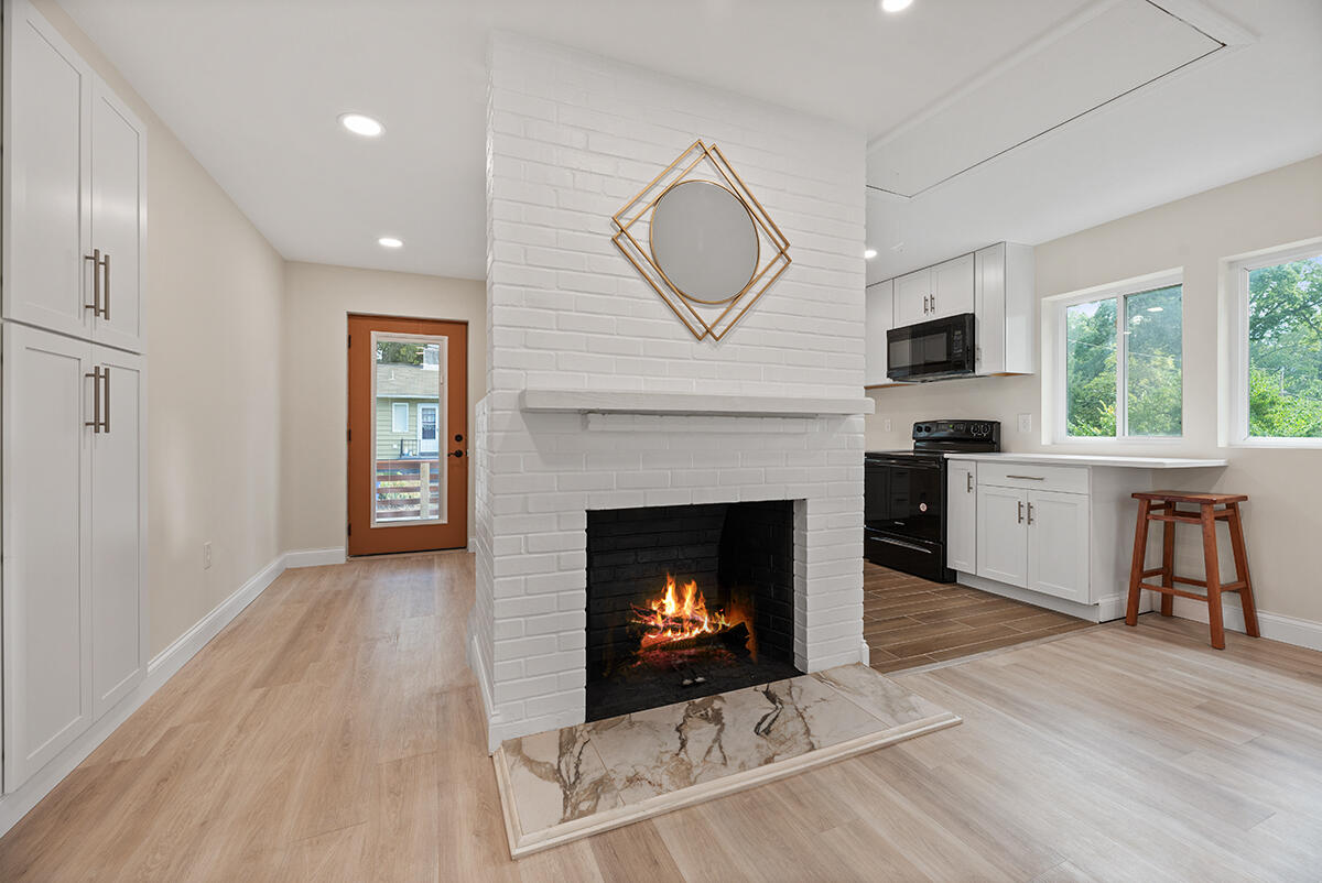 102 Marion Road Oak Ridge, TN 37830 - Photo 3 of 25 Open Concept